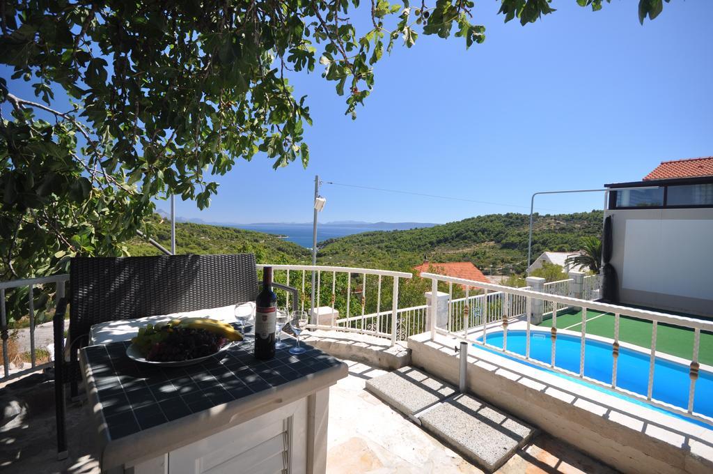 Holiday Home Gustirna Selca  Εξωτερικό φωτογραφία