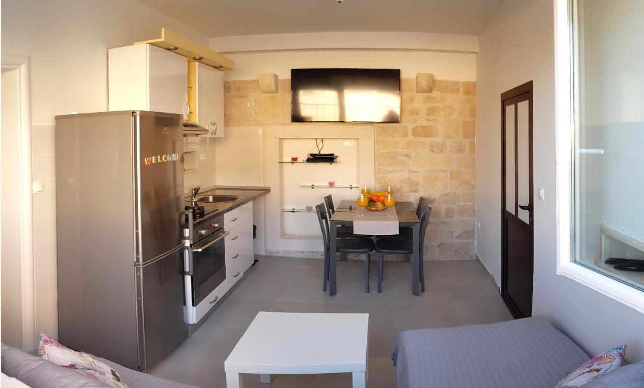 Holiday Home Gustirna Selca  Δωμάτιο φωτογραφία