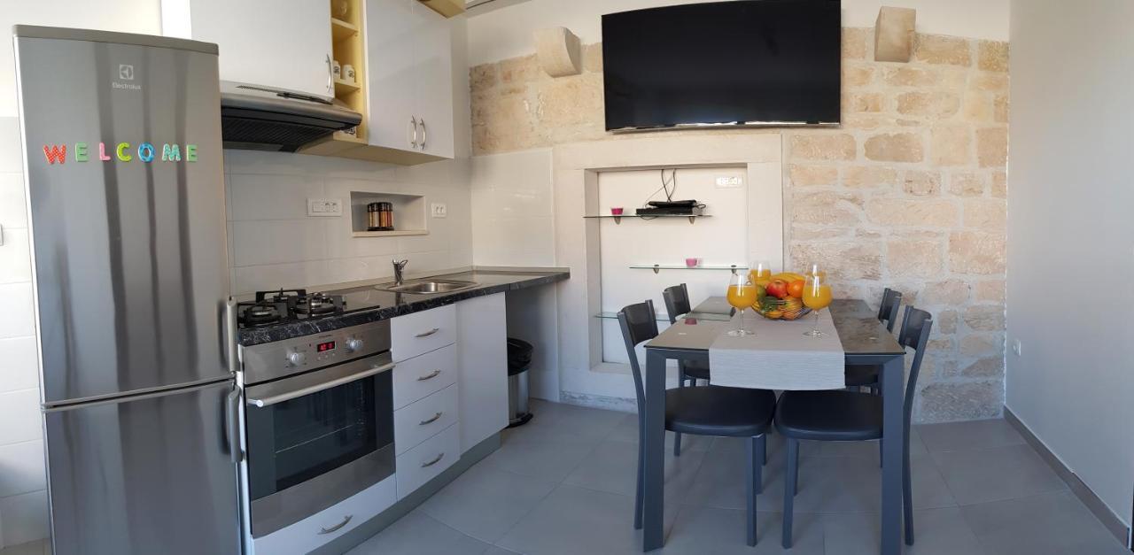 Holiday Home Gustirna Selca  Δωμάτιο φωτογραφία